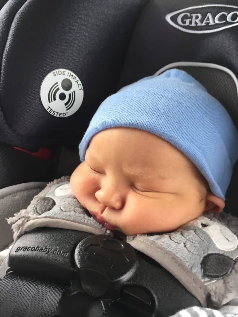 Baby crying in the car? Here are great tips on how to stop baby crying in the carseat. When Baby is screaming in the car, you just want quiet! This easy idea will help you get your baby to stop crying fast during travel...