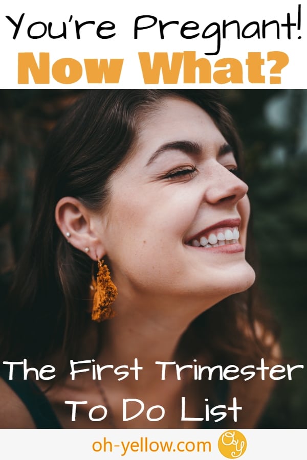 13 to do's when you find out you're pregnant. Your first trimester checklist of how to start off you're healthy pregnancy with fun and confidence! #pregnant #pregnancy #firsttrimester #todolist 